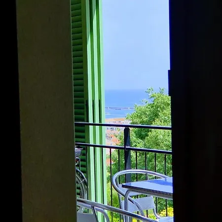 Le Revest Terrasse Vue Mer Centre Climatisation Parking Sète Buitenkant foto