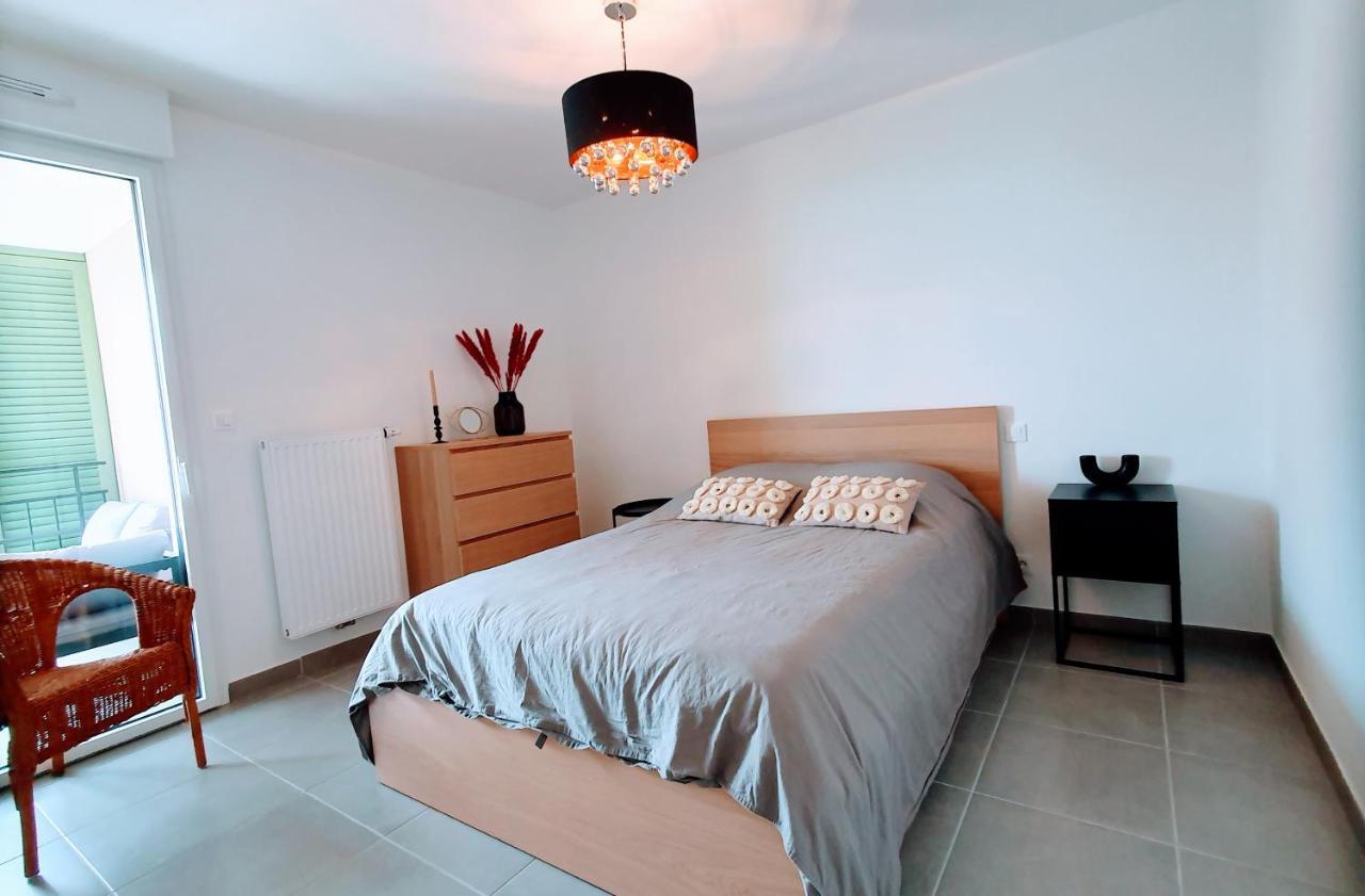 Appartement Le Revest Terrasse Vue Centre Climatisation Parking *